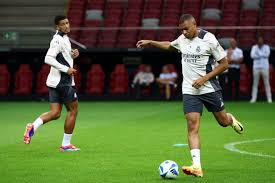 郑钦文晋级迈阿密赛十六强.